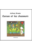 Ourson et les chasseurs